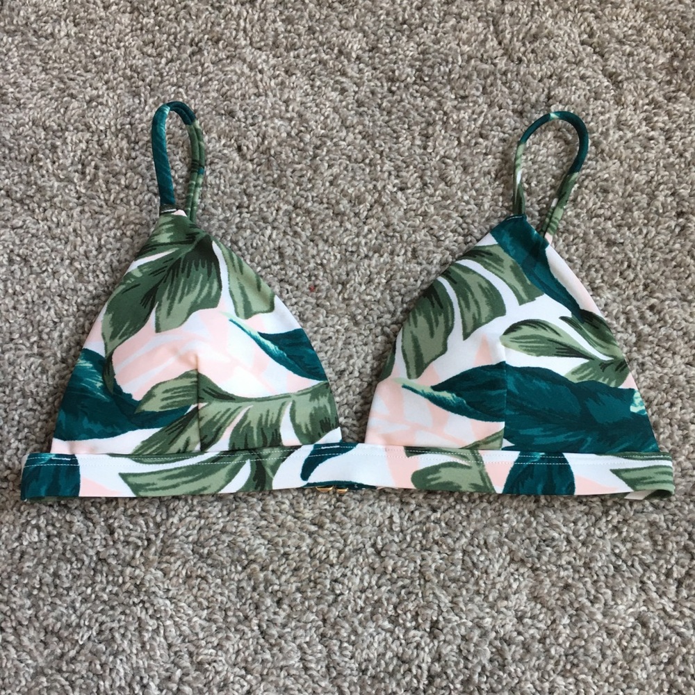 2 Hollister bikini tops